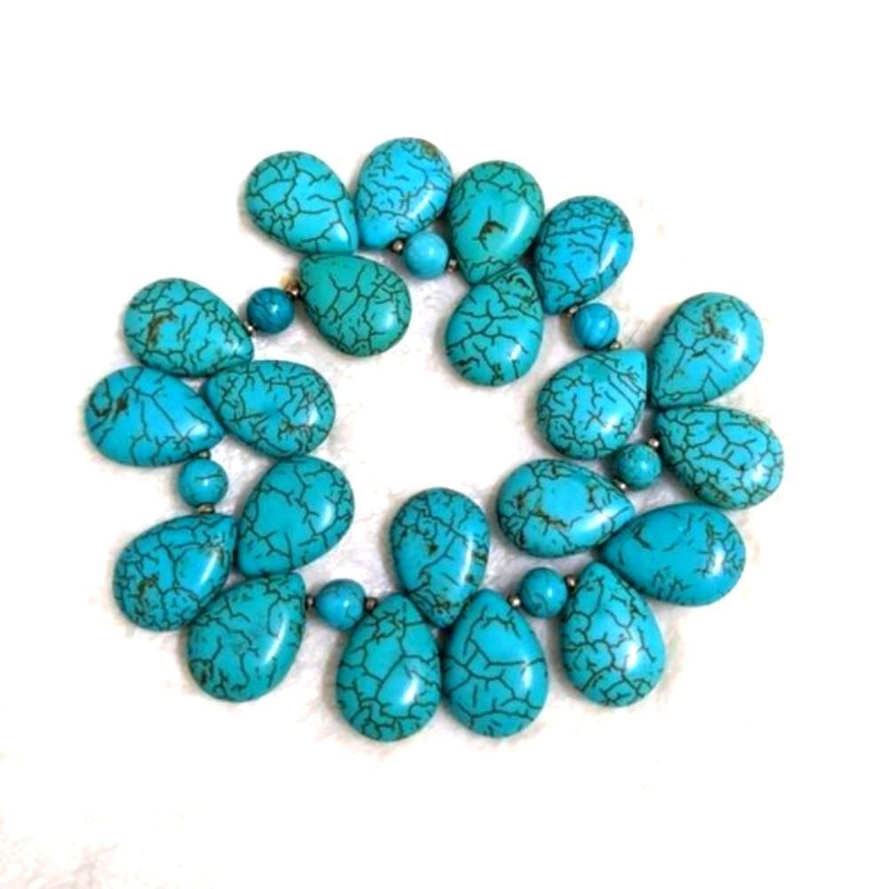 Teardrop Shaped Blue Howlite Turquoise Beaded Stretchy Bracelet - Picture 3 of 6